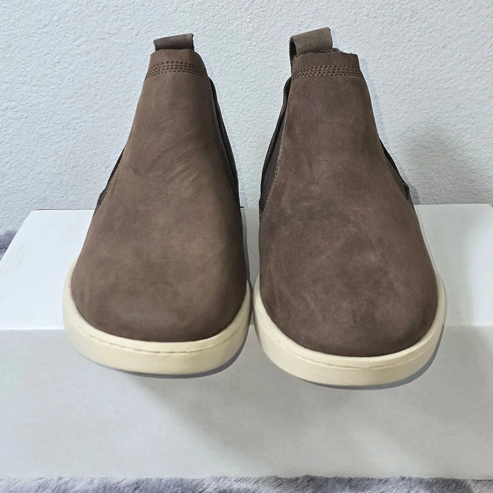 NWOT OluKai Pehuea Mid Brown Java Leather Slip On Casual‎ Boots Womens 7